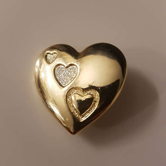 [THE VARIETY CLUB] Triple Heart Brooch - Picture 4 of 7
